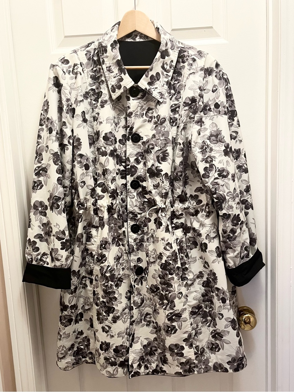 Lysse Spenard Reversible Black & White Floral Lightweight Coat XXL